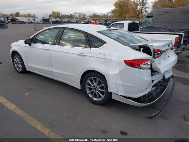 3FA6P0HDXHR336172 Ford FUSION SE