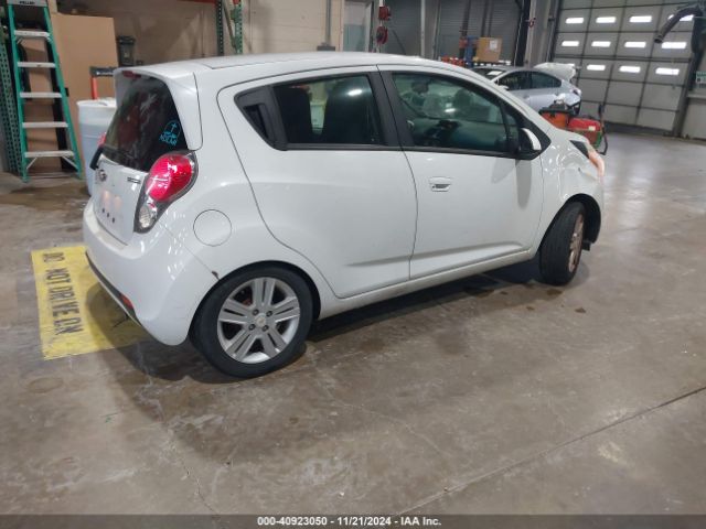 KL8CD6S99EC409886 Chevrolet Spark 1lt Auto