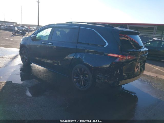 5TDDRKEC9NS101595 Toyota Sienna Xse