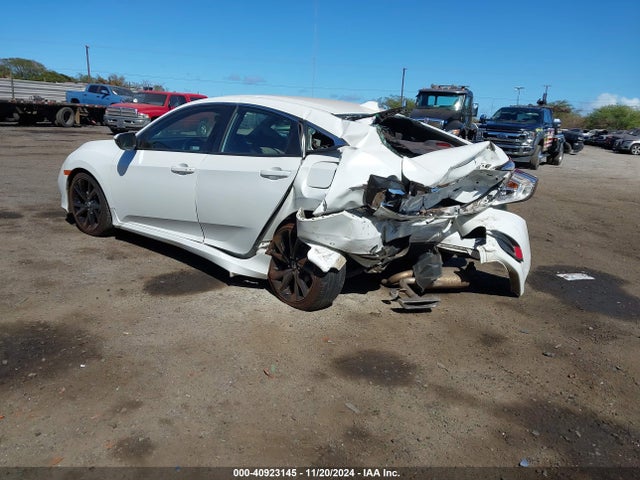 Honda Civic Sport 2019 19XFC2F83KE004404 Image 3