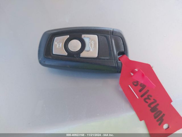 WBA3C1C54EK105537 BMW 328I