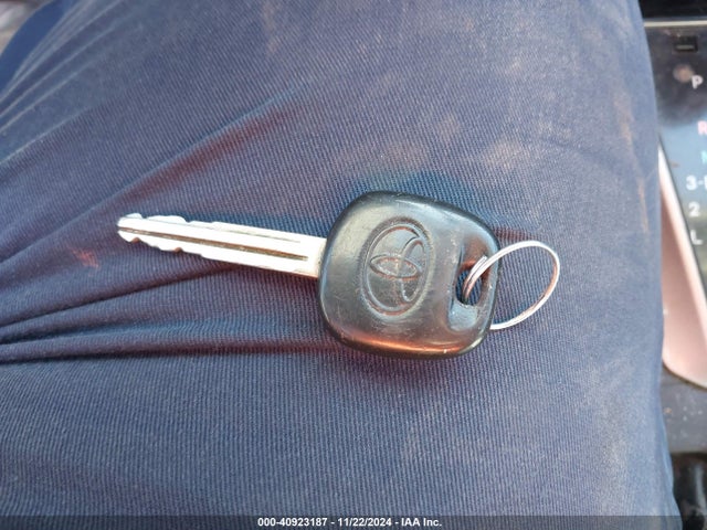 2T1BURHE4EC006849 Toyota COROLLA L