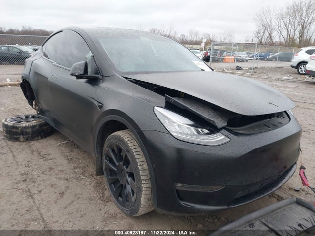 2022 TESLA MODEL Y 7SAYGAEE9NF312886 Photo 0