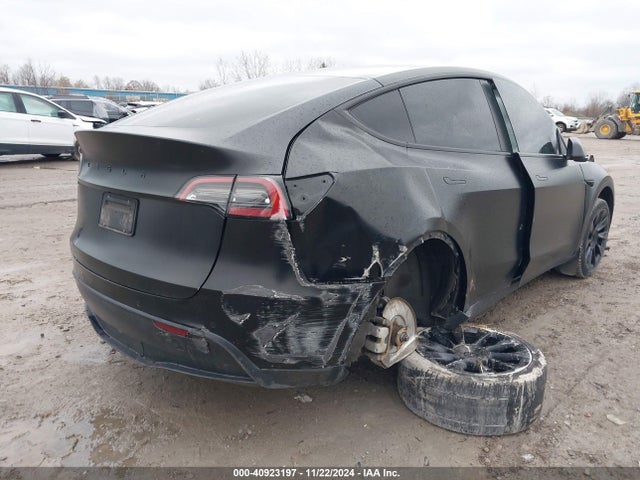 2022 TESLA MODEL Y 7SAYGAEE9NF312886 Photo 3