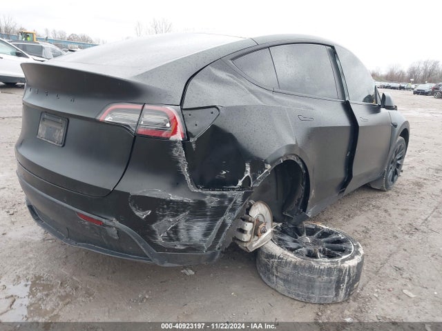 2022 TESLA MODEL Y 7SAYGAEE9NF312886 Photo 5