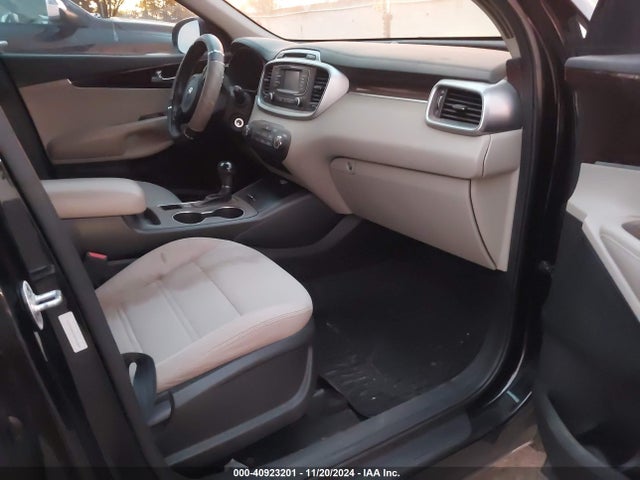 KIA Sorento 3.3l Lx 2016 5XYPGDA57GG061264 Image 5