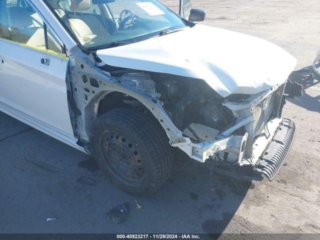 4S3BNBA66G3023574 Subaru Legacy 2.5i