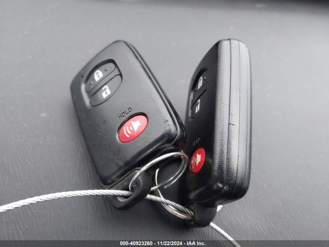 Toyota Prius Two 2014 JTDKN3DU7E0363380 Image 11