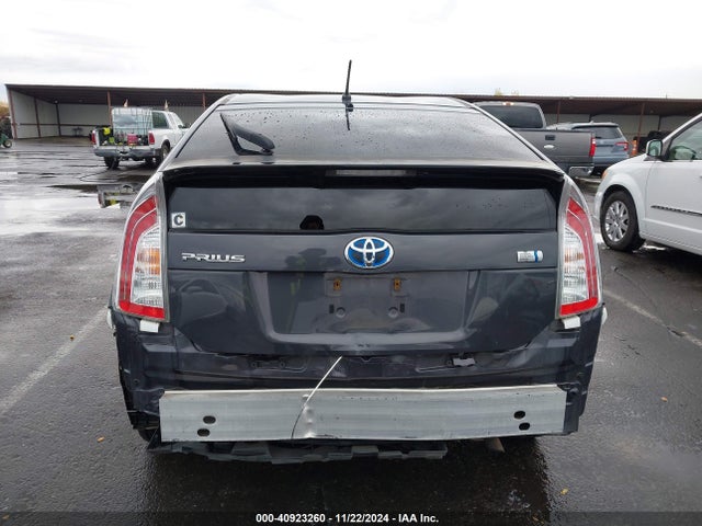 Toyota Prius Two 2014 JTDKN3DU7E0363380 Image 16