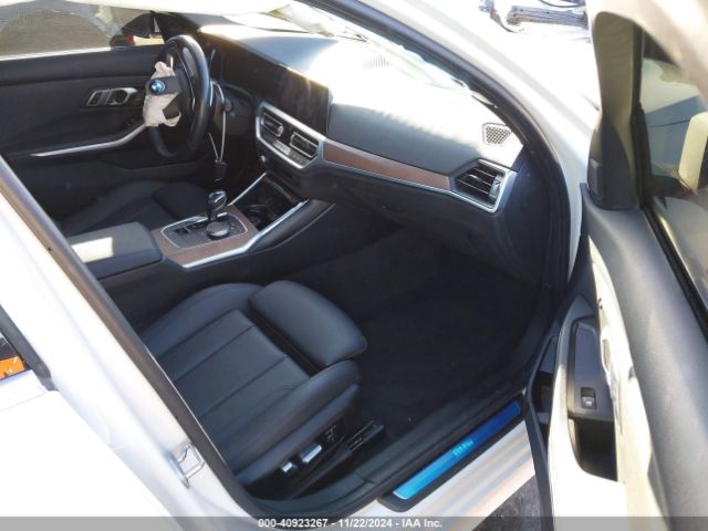 3MW5R1J09L8B27417 BMW 330I