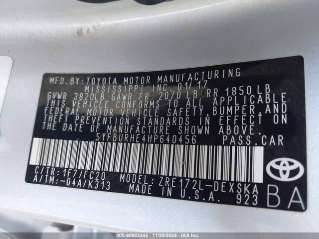Toyota COROLLA SE 2017 5YFBURHE4HP640456 Image 9
