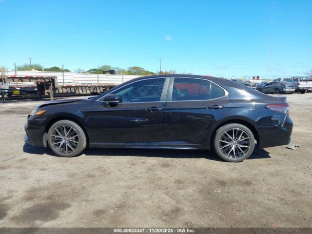 4T1G11AK3NU718977 Toyota Camry Se Nightshade Edition
