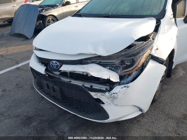 Toyota Corolla Hybrid Le 2022 JTDEAMDEXN3013392 Image 6