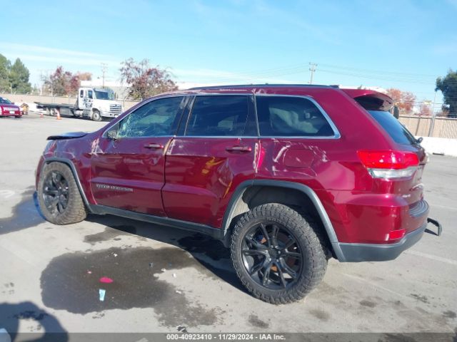 1C4RJFAGXHC784250 Jeep Grand Cherokee Laredo 4x4