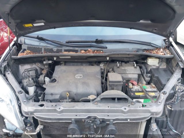 5TDDK3DC1FS097930 Toyota Sienna Xle/limited