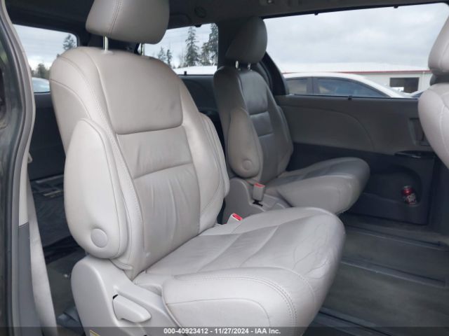 5TDDK3DC1FS097930 Toyota Sienna Xle/limited