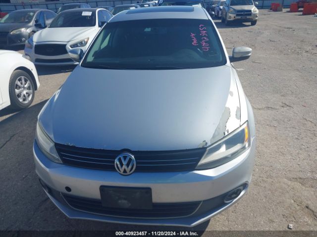 3VWL07AJ0EM403183 Volkswagen Jetta 1.8t Sel