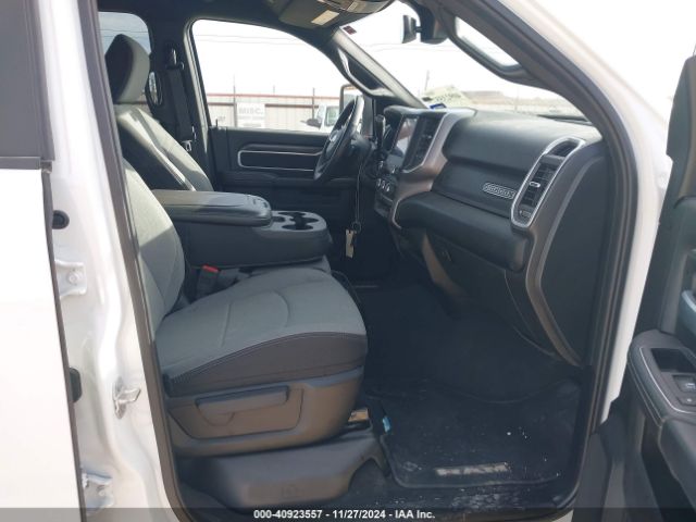 3C6UR5DL9RG340479 RAM 2500 Big Horn  4x4 6'4 Box