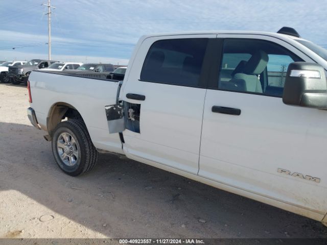 3C6UR5DL9RG340479 RAM 2500 Big Horn  4x4 6'4 Box