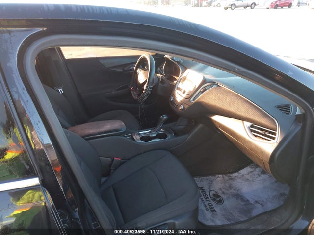 1G1ZB5ST6HF143820 Chevrolet MALIBU LS