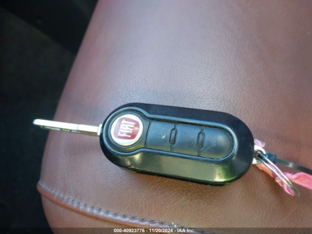 2012 FIAT 500 3C3CFFCR1CT385024 Photo 10