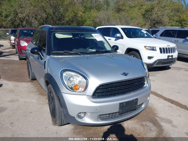 2011 MINI COOPER COUNTRYMAN WMWZB3C57BWM01388 Photo 0