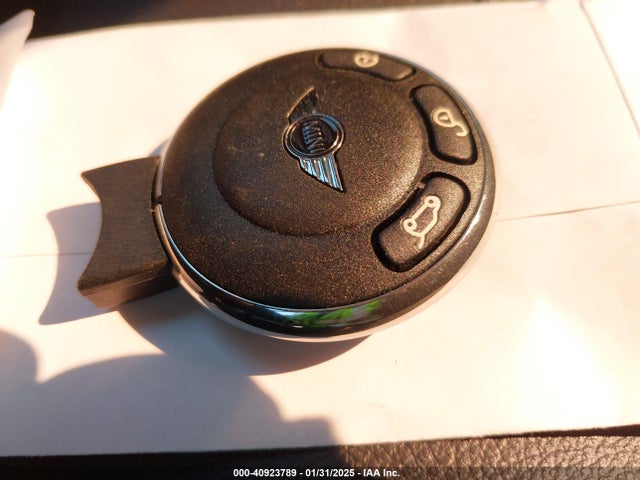 2011 MINI COOPER COUNTRYMAN WMWZB3C57BWM01388 Photo 10