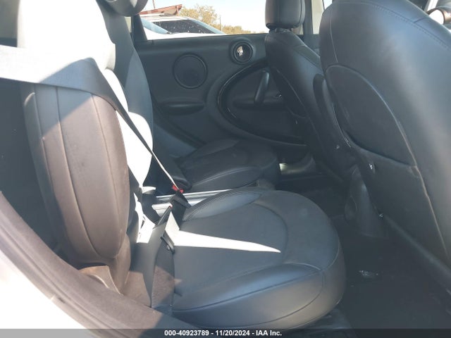 2011 MINI COOPER COUNTRYMAN WMWZB3C57BWM01388 Photo 7