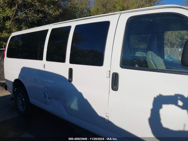 Chevrolet Express 3500 Lt 2019 1GAZGPFG6K1259937 Image 6