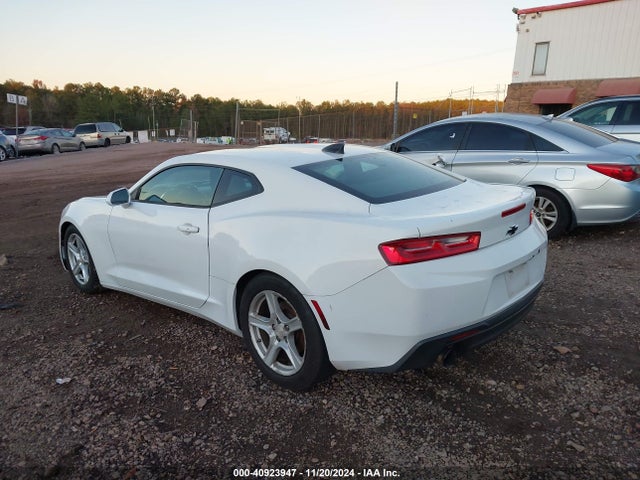 Chevrolet Camaro 1lt 2017 1G1FB1RX0H0137048 Image 3