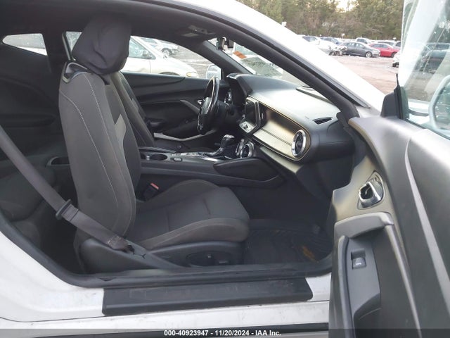 Chevrolet Camaro 1lt 2017 1G1FB1RX0H0137048 Image 5