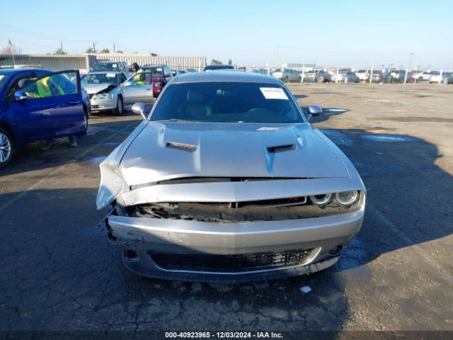2C3CDZBT4FH889360 Dodge Challenger R/t Plus