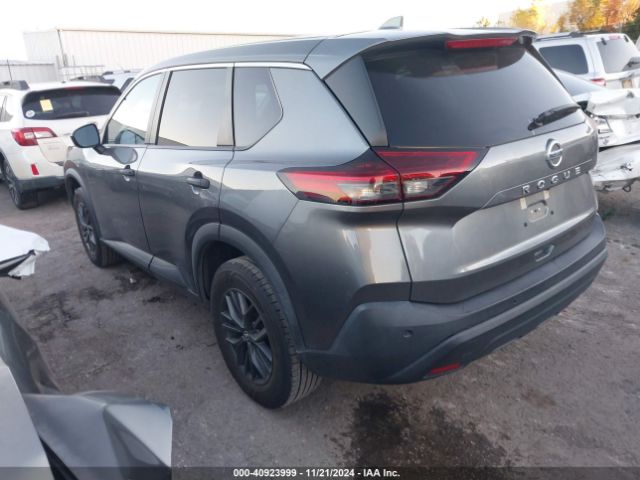 5N1AT3AA4MC814978 Nissan Rogue S Fwd