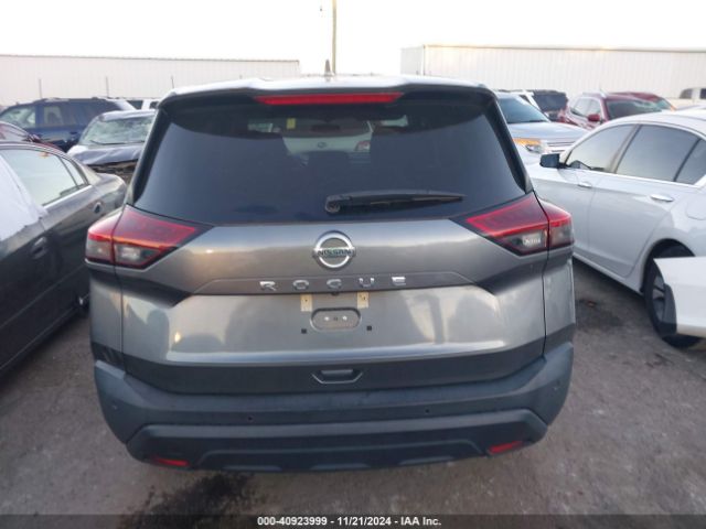5N1AT3AA4MC814978 Nissan Rogue S Fwd