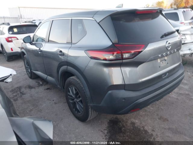 5N1AT3AA4MC814978 Nissan Rogue S Fwd