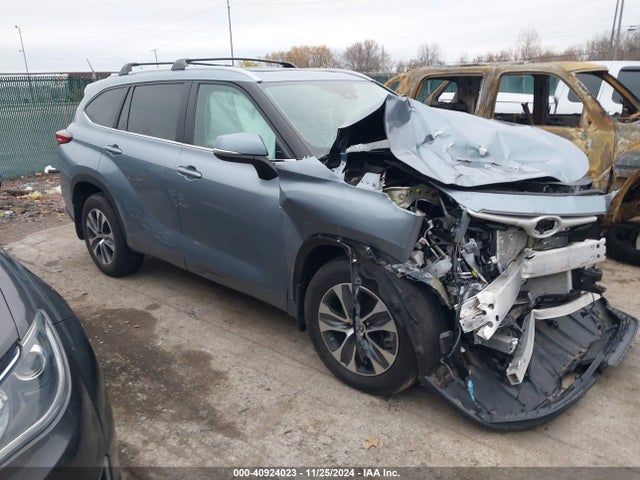 Toyota Highlander Xle 2023 5TDKDRBH3PS004703 Image 13