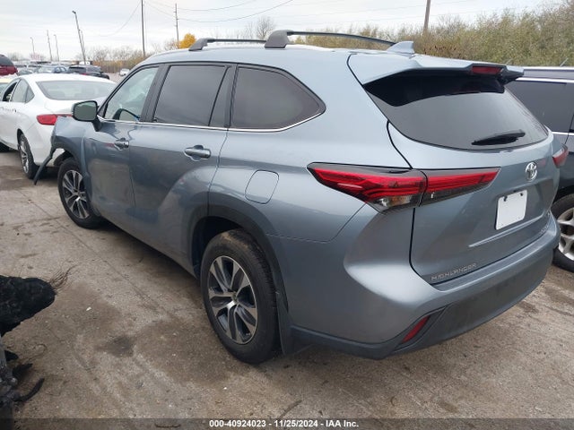 Toyota Highlander Xle 2023 5TDKDRBH3PS004703 Image 3