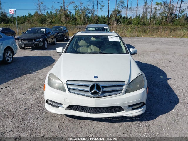 2011 Mercedes-benz C 300 Luxury/sport მანქანა იყიდება აუქციონზე, vin: WDDGF5EB1BA468679, აუქციონის ნომერი: 40924055