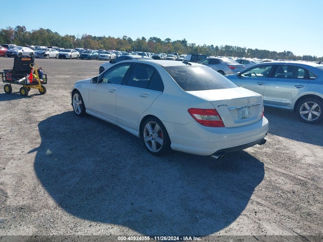 2011 Mercedes-benz C 300 Luxury/sport მანქანა იყიდება აუქციონზე, vin: WDDGF5EB1BA468679, აუქციონის ნომერი: 40924055