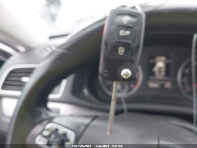 1VWBS7A3XEC039881 Volkswagen Passat 1.8t Se