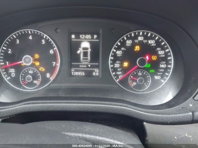 1VWBS7A3XEC039881 Volkswagen Passat 1.8t Se