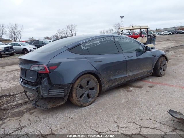 5YJ3E1EB2NF264165 Tesla Model 3 Long Range Dual Motor All-wheel Drive