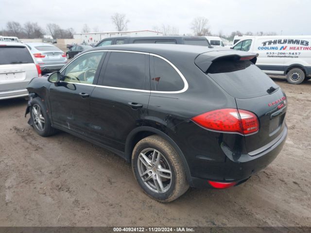 2011 PORSCHE CAYENNE WP1AA2A28BLA07128 Photo 2