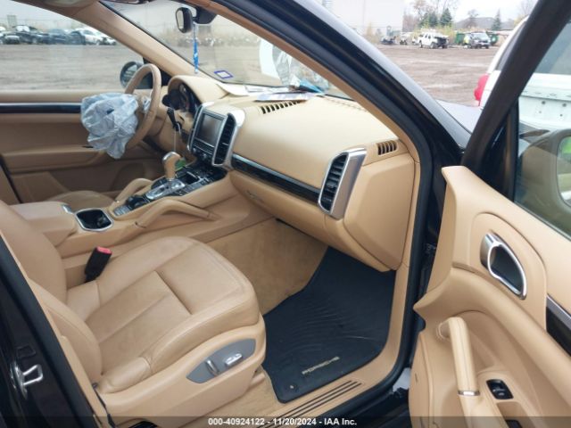 2011 PORSCHE CAYENNE WP1AA2A28BLA07128 Photo 4