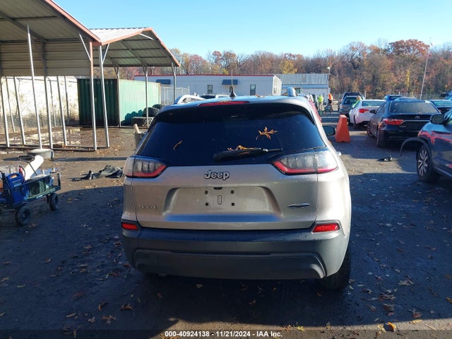 Jeep Cherokee Latitude 4x4 2019 1C4PJMCB2KD228447 Image 17