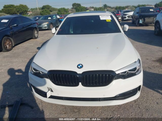WBAJE5C53JG918311 BMW 540I