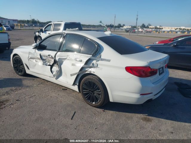 WBAJE5C53JG918311 BMW 540I