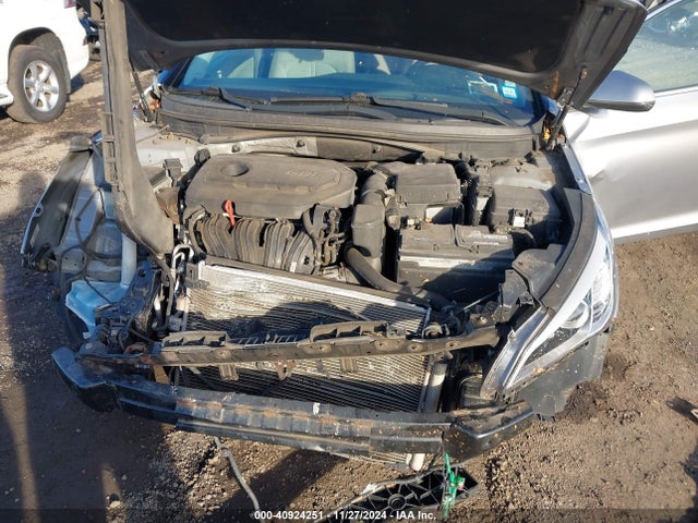 Hyundai SONATA SE 2016 5NPE24AF1GH315204 Image 10