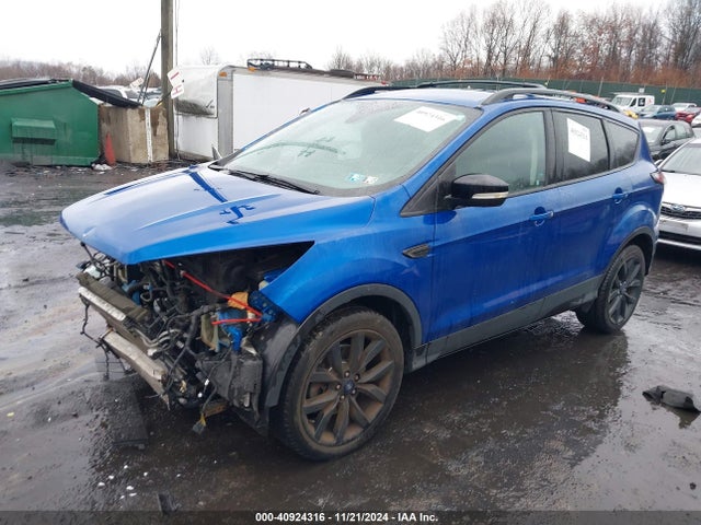 Ford Escape Titanium 2017 1FMCU9JD0HUD14268 Image 2