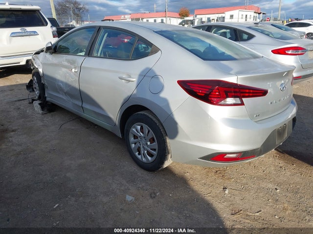Hyundai ELANTRA SE 2019 5NPD74LF2KH424564 Image 3